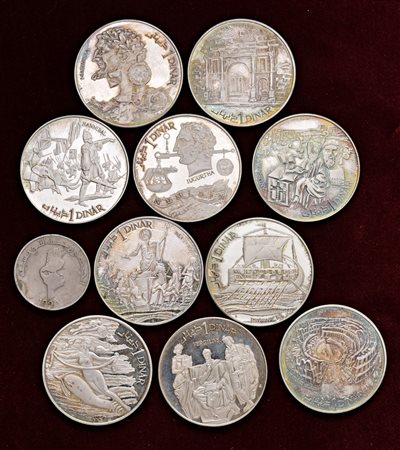  - TUNISIA, 11 MONETE DA 1 DINARO DEL 1969 E 1 DA CIRCOLAZIONE.
