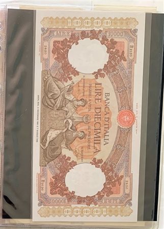  - LOTTO COMPOSTO DA 53 BANCONOTE BANCA D'ITALIA REPUBBLICA DA 10000, 50000 E 100000 LIRE.