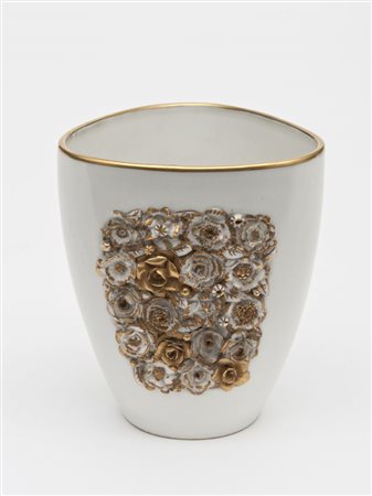 Giovanni Gariboldi (1908 - 1971) - Piccolo vaso in porcellana con corpo...