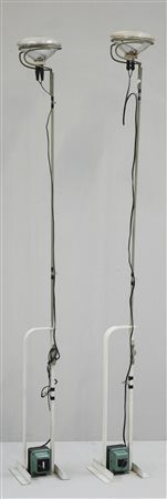Achille e Piergiacomo Castiglioni - Coppia di lampade da terra modello...