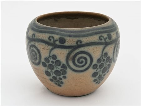 Galileo Chini (Firenze 1873 - 1956) - Piccolo vaso globulare in grès salato...