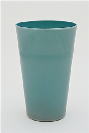 Venini, Murano - Vaso tronco-conico in vetro "alba" a più strati,...
