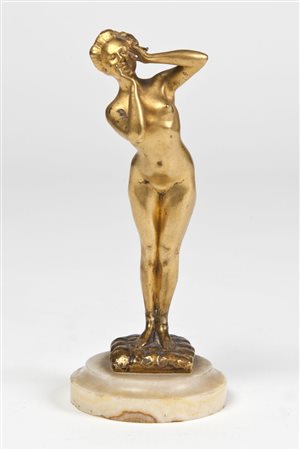 Fonderia Colin - Piccola scultura in bronzo dorato raffigurante nudo di donna...