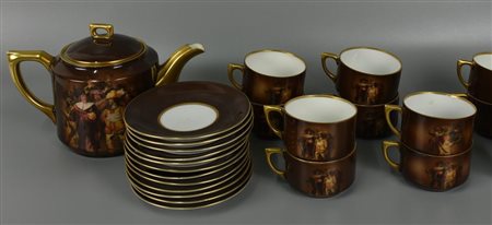 SERVIZIO DA TE' IN PORCELLANA Altwasser, decorato con scene dell'opera 'La...
