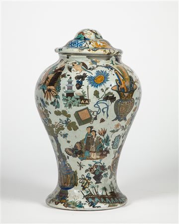 Potiche in vetro decorato dall'interno ad "Arte Povera". Probabilmente Piemonte, secolo XVIII/XIX