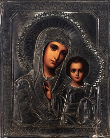 Icona raffigurante Madonna di Kazan, tempera su tavola con riza in argento. Russia, inizio secolo XX