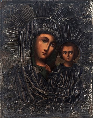 Icona raffigurante la vergine di Kazan, tempera su tavola con riza in argento. Russia, secolo XIX