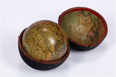 CARY, John and William. Cary's terrestrial pocket globe; agreeable to the latest discoveries. London: Pub. by J. and W. Cary Strand Apr. 1, 1791. Entro custodia originale