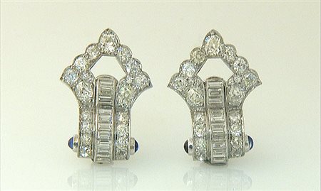 ORECCHINI COPPIA DI ORECCHINI ANNI '30 CA. In platino, perno e clip (prob....