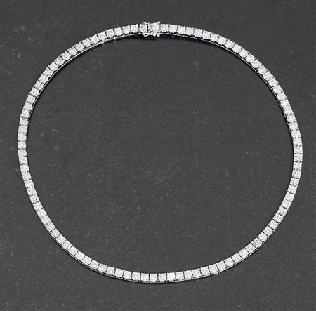 COLLANA GIROCOLLO. In oro bianco 18 kt interamente in diamanti taglio...