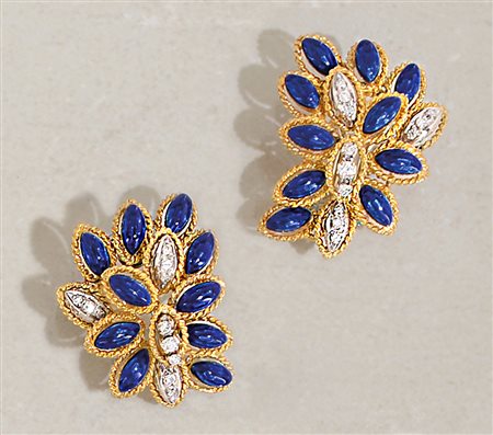 ORECCHINI COPPIA DI ORECCHINI. In oro giallo e bianco 18 kt perno e clip,...