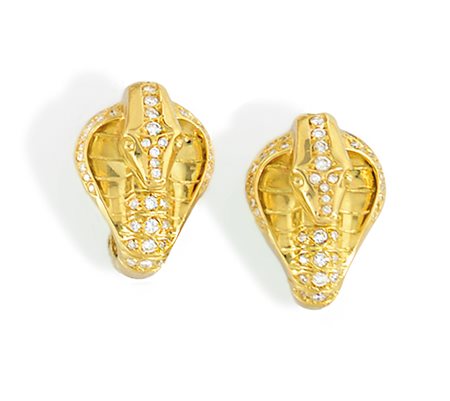 ORECCHINI COPPIA DI ORECCHINI. In oro giallo 18 kt perno e clip realizzati a...