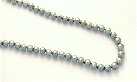 COLLANA COLLANA. Ad un lungo filo di perle coltivate Tahiti silver disposte a...