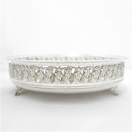 Argenterie Greggio - Alzata centrotavola in argento 800 con bordo traforato e lavorato a grappoli d'uva