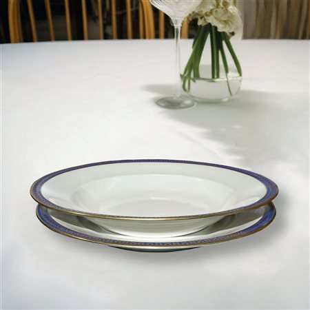 Bavaria - Servizio di piatti da 12 bianco con bordo blu e dorato