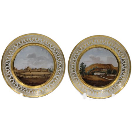 Coppia di importanti piatti