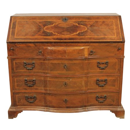 Bureau a cinque cassetti