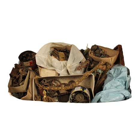 Grande lotto di bronzi e finiture