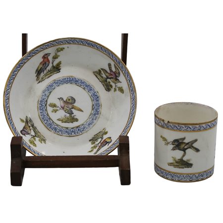 Tazza da caffè con piattino