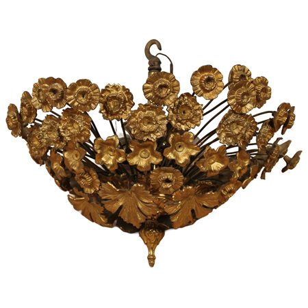 Particolare lampadario