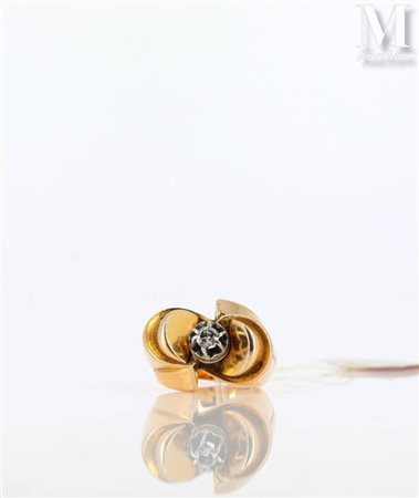 Bague Bague en or jaune 18k (750 millièmes) formée de généreux godrons...