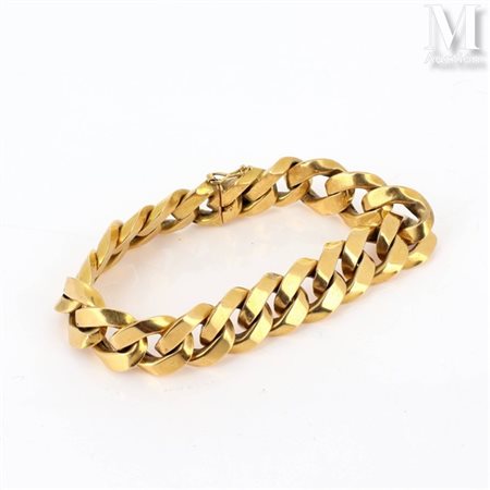 Bracelet Bracelet en or jaune 18k (750 millièmes) formé d'une large maille...