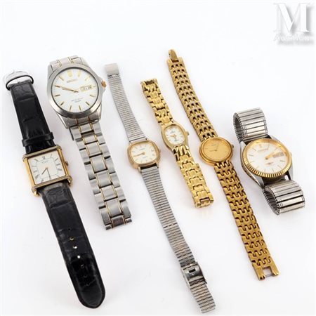 Lot de montres Lot comprenant 6 montres en acier et acier doré de marques...