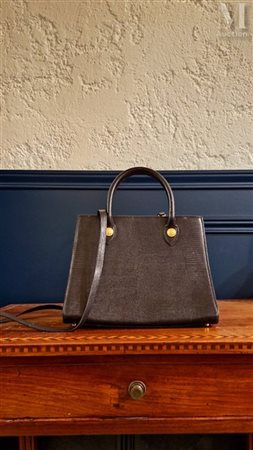 DIDIER LAMARTHE Sac à main en cuir noir effet lézard, bandoulière amovible....