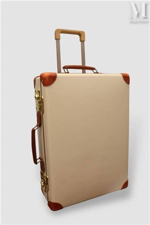GLOBE TROTTER Valise moulée crème et cuir gold en collaboration avec la...