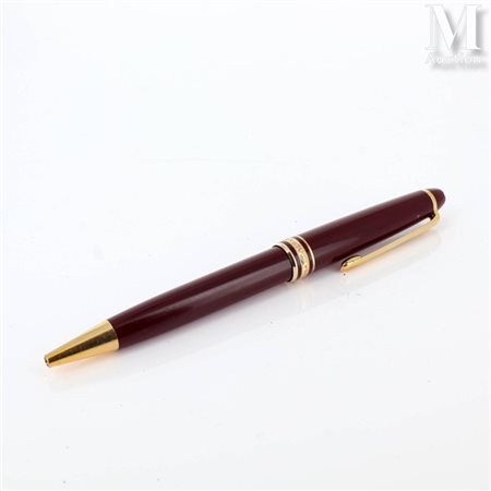 MONTBLANC Corps de stylo à bille modèle Meisterstück en résine bordeaux....