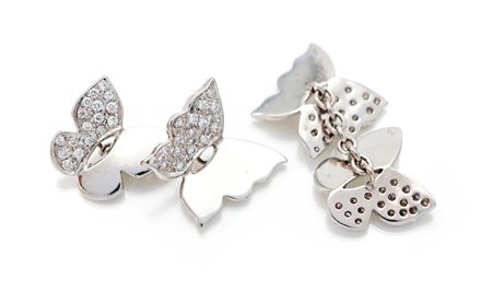 Coppia di gemelli in oro e brillanti cm 2 x 1,5 Oro bianco 750/000. Peso...