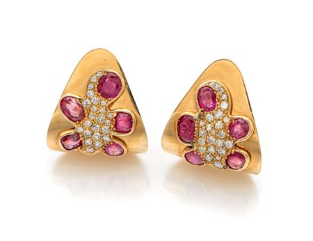 Petochi coppia di orecchini in oro giallo, brillanti e rubini cm 2,5 x 2 Oro...