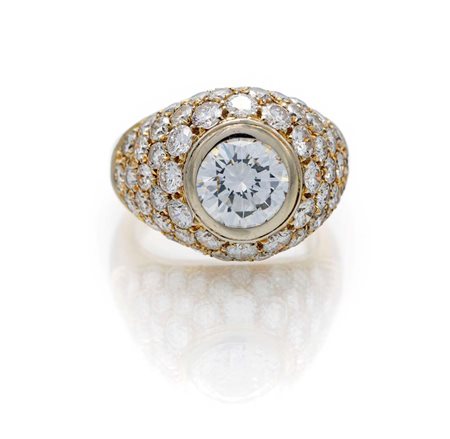 Anello chevalier in oro, brillante solitario e brillanti Misura 8 Oro bianco...