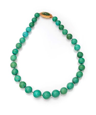 Collana in oro e turchese Lunghezza cm 46 Oro giallo 750/000. Turchese in...
