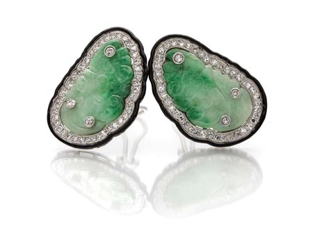 Coppia di orecchini in oro, giade, smalto e brillanti cm 4 x 2,50 Oro bianco...