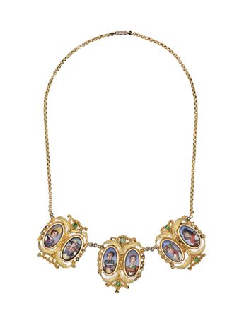 Collana antica, austroungarica, in oro e smalti Lunghezza cm 44 Vienna XIX...
