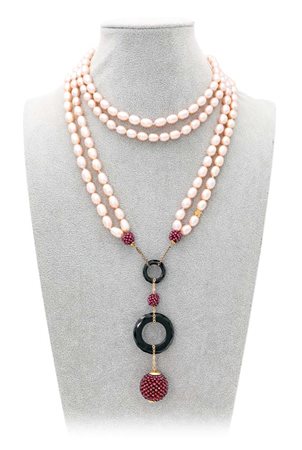 Rajola, collana di perle, oro, rubini e onice Lunghezza cm 86 Oro giallo...