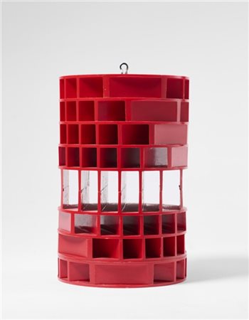 Gianni Colombo "Strutturazione acentrica (rossa)" 1962
perspex
h cm 16, diam. cm