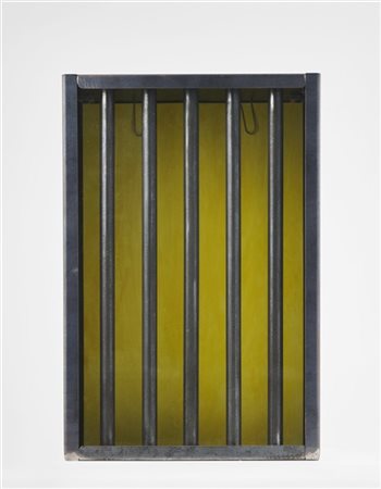 JANNIS KOUNELLIS "Senza titolo" 2014
ferro, carta dipinta a mano e fermagli
cm 3