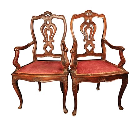 COPPIA DI SEDIE VENETE XVIII SECOLO in noce con schienale a giorno mostro...