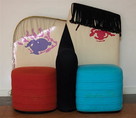 GAETANO PESCE La Spezia 1938 Us and then, 2005 Canapè con struttura in legno...