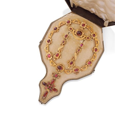 Parure con pietre rosse, late 19th-early 20th Century
