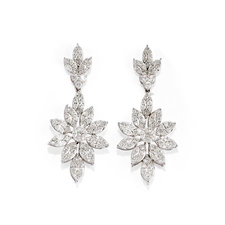 Korloff - Orecchini pendenti con diamanti 
