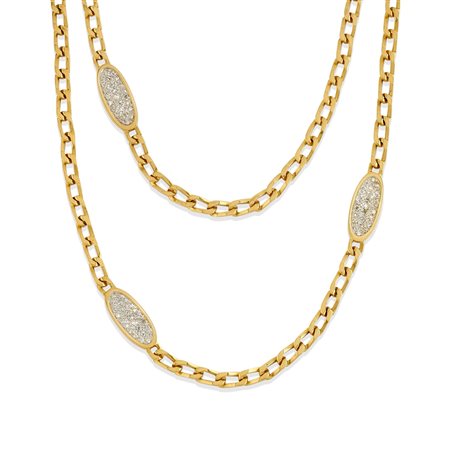 Lunga collana con diamanti 