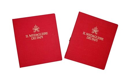 Il Medagliere dei Papi. Riproduzione di 264 ritratti di papi su dischi di...