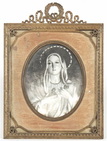 CORNICE PORTARITRATTI IN BRONZO realizzata in stile impero, bordo sbalzato...