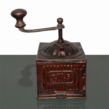 Antico Macinacaffè in latta