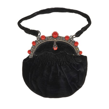 M. Buccellati. Borsetta da sera con inserti in corallo chiusura in argento ed...