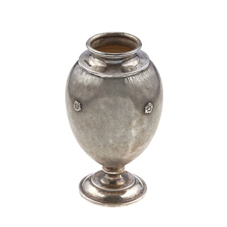 M. Buccellati. Vaso argento,...