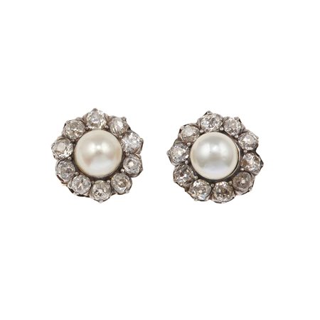 Orecchini privi di attacco, con due perle naturali, acqua salata, di ct 3.12...